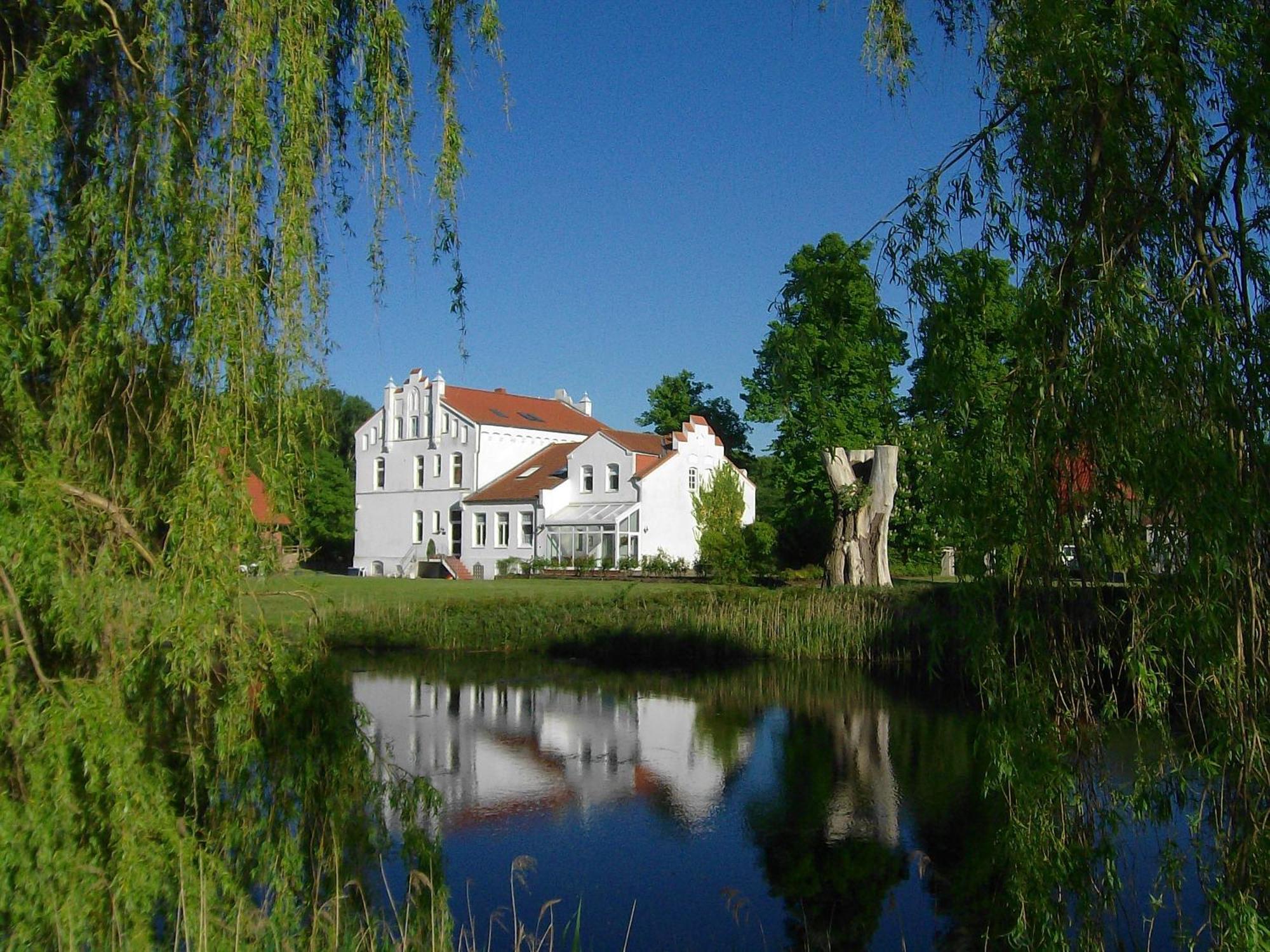 Ferienanlage Gutshaus Gramkow Dış mekan fotoğraf